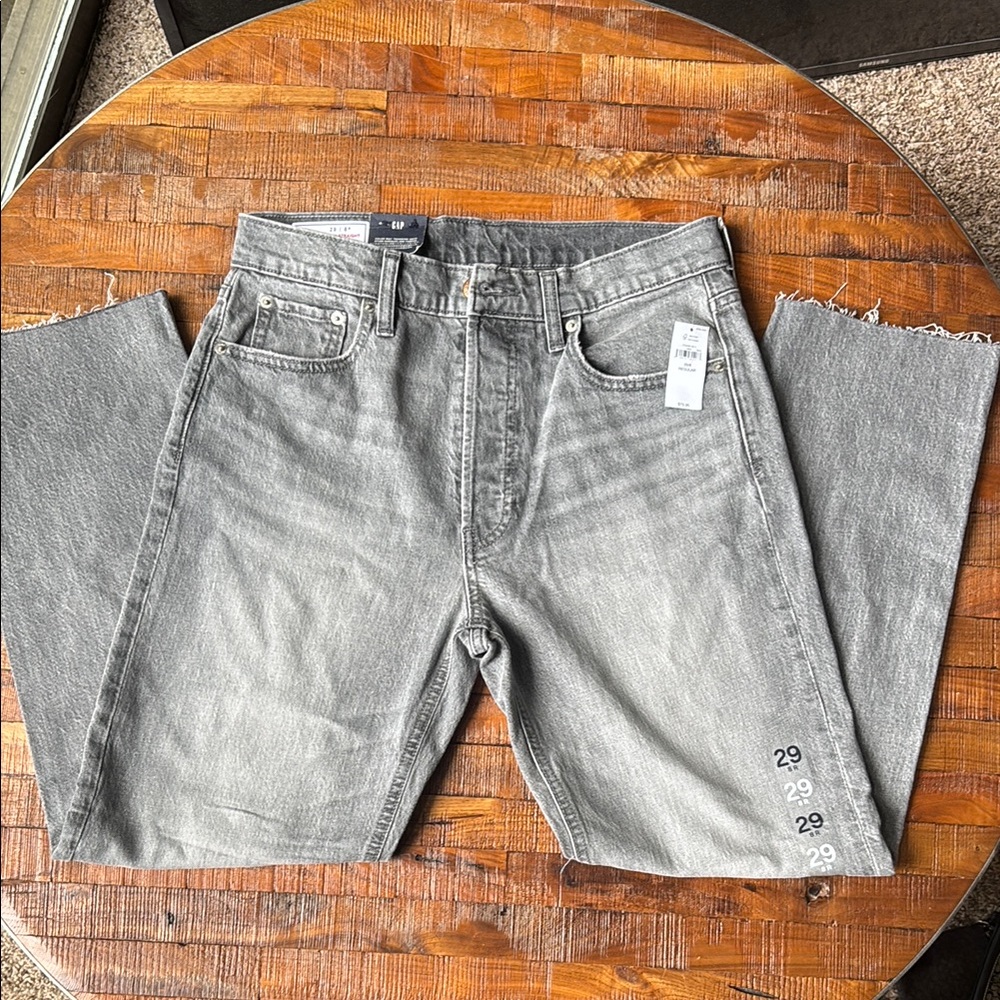Women’s Gap High Rise Straight Gray Jeans Size 29